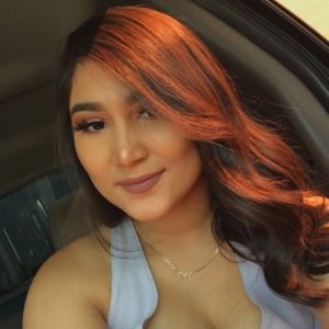 Meet your Posher, Alicia